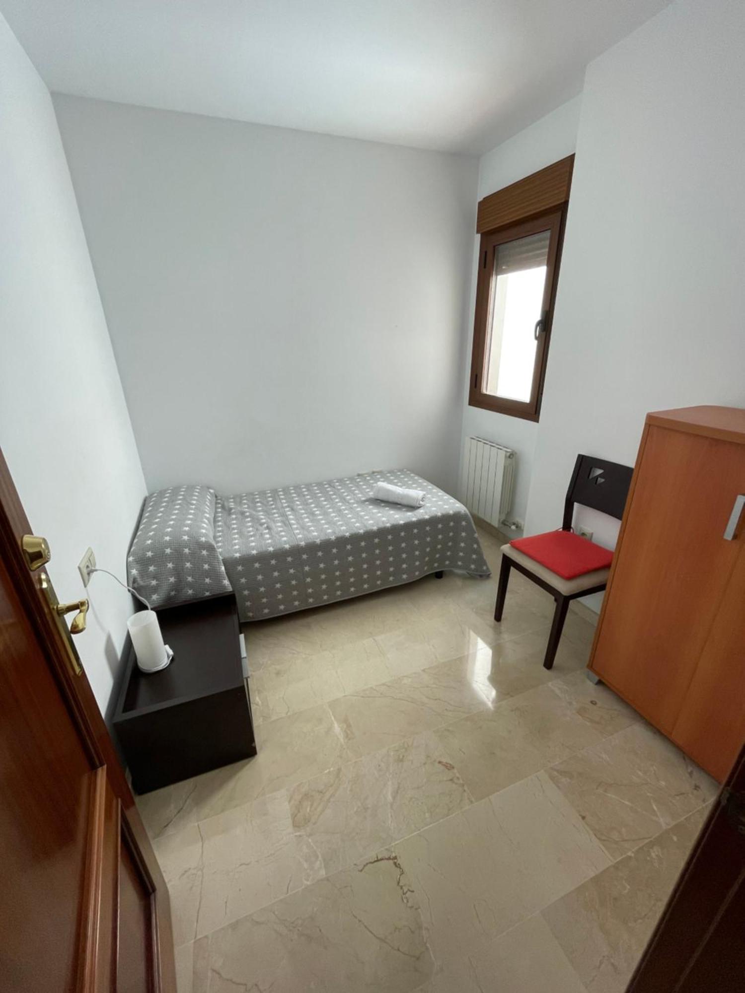 Piso Compartido Delyrent En San Ildefonso Lägenhet Jaén Rum bild